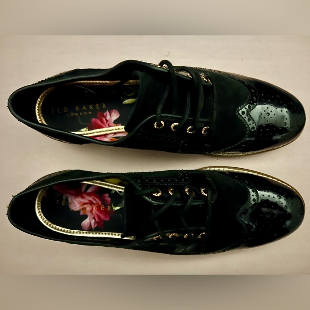 Ted Baker shoes, size US9/EU40. Black with floral and rose gold details.